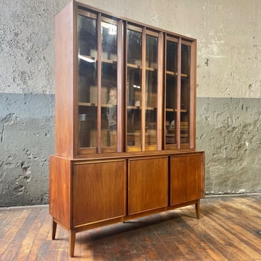 Mid Century Modern Walnut Glass Cabinet by AOM LANE TEAK ROSEWOOD MCM LANE