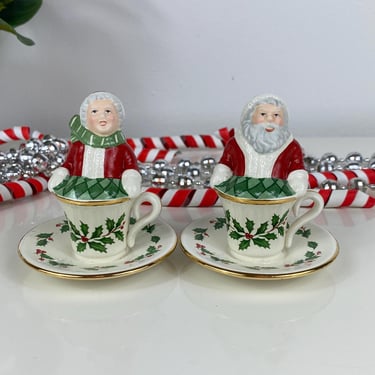 Lenox Mr and Mrs Claus in a tea cup salt and pepper shakers set, porcelain, Dining and serving, Lenox Holidays Christmas Holly & Berries 