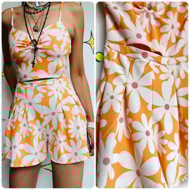 Retro 90s Does 60s/70s MOD GoGo Psychedelic Flower Power Mini Dress / Romper XS 