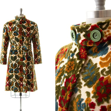 Vintage 1960s 1970s Coat | 60s 70s Floral Chenille Tapestry Velvet Carpet Coat Winter Jacket (medium) 