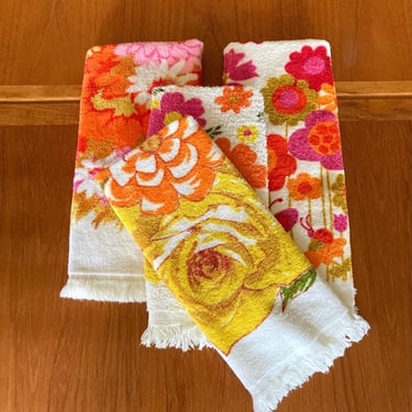 vintage 1960 mod floral hand towels collection cotton terrycloth pink orange green 