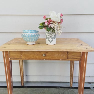 Beautiful vintage French pine wood table 