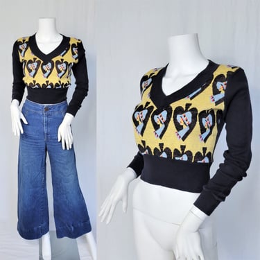 1970's Black Yellow Art Deco Lady Face Novelty Print Cropped Sweater I Top I Shirt I Sz Sm I Queen of Hearts 