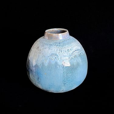 Vintage Large Studio Pottery Vase by Paul Bellardo 7" Height X 7.5"Diameter Beautiful Mottled Blue / Green Glazes 