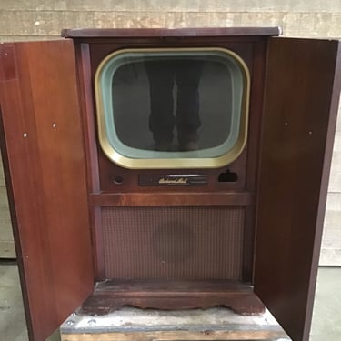 Vintage Packard Bell TV Stand (Tacoma)