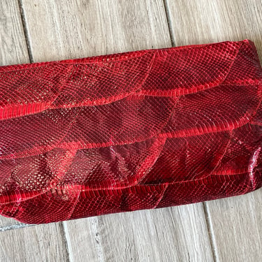 vintage red snakeskin clutch 1980s luxe purse handbag 