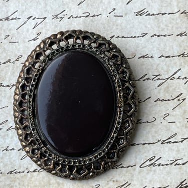 brown oval brooch 1950s classic cameo pin 