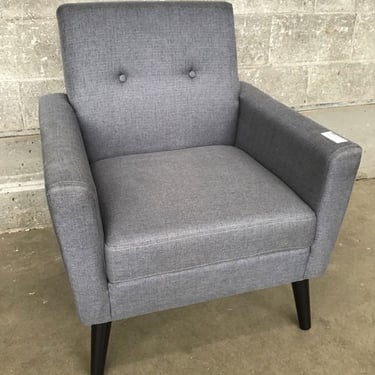 Upholstered Living Room Chair (Seattle)