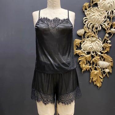1990s pajama set, shorts and camisole, black nylon and lace, vintage pjs, small, tap shorts, tank top, sexy lingerie, summer, loungewear 