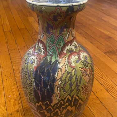 Vintage original antique Chinese vase