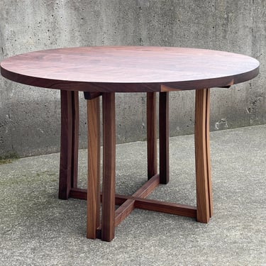 Modern Round Dining Table 