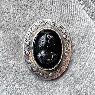 1940s Coro sterling silver cameo brooch, vintage brooch, black cameo, victorian style, mourning jewelry, brooch vintage pin 