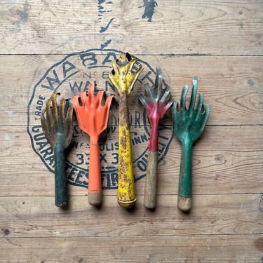 Vintage Set of 4 Garden Claw Forks 