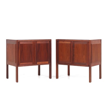 Jack Cartwright for Founders Mid Century Walnut and Slate Top Nightstands - Pair - mcm 