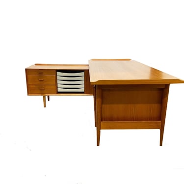 Vintage Arne Vodder for Sibast Executive Desk In Teak 