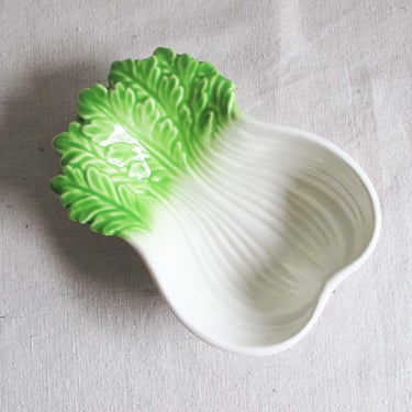 Vintage Vegetable Shaped Dish Celery - Green White Quirky Kitchen Bowl - Garlic Dish - Tabletop Kitchen Bowl - Housewarming Gift 