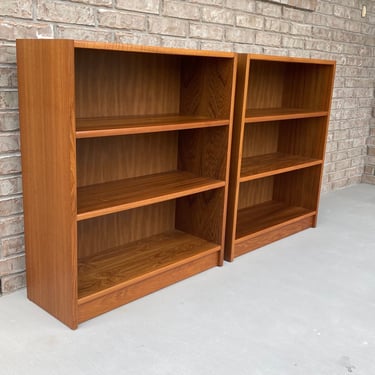 Pair of Small Mid Century Danish Teak Bookcases, with Adjustable Shelves 