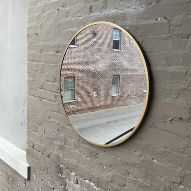 Modern Gilt Round Mirror