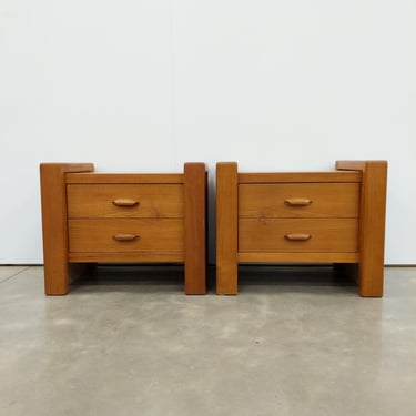 Pair of Vintage Mid Century Modern Teak Nightstands 