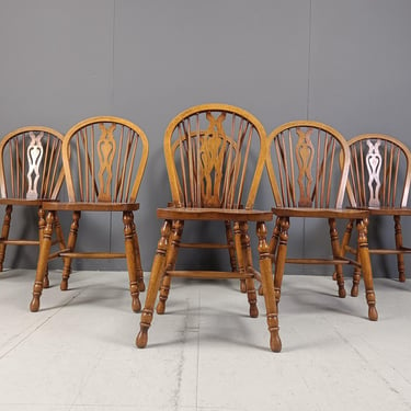 Set of 6 Vintage  Ercol Dining Chairs , 1950's - antique wooden chairs - Vintage Chairs - bistro chairs - spindle back chairs 