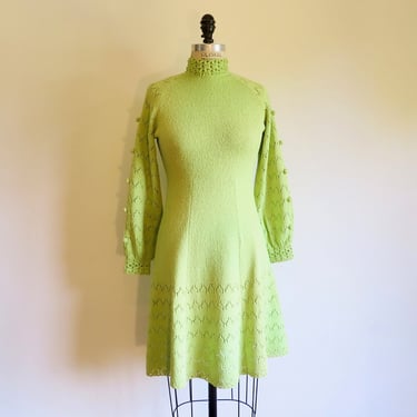 1960's 70's Mint Green Wool Sweater Knit Mini Dress Mock Neck Long Sleeves Flared Skirt Mod Twiggy Gianna Style 29.5