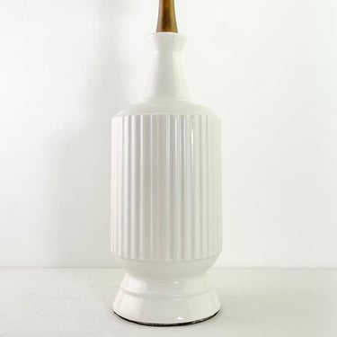 Mid Century Modern Ceramic and Wood Table Lamp, MCM Vintage Large Off-White Ceramic and Wood Lamp 
