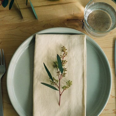 linen cloth napkins, linen reusable napkins, fall rustic wedding, plant dyed napkins 