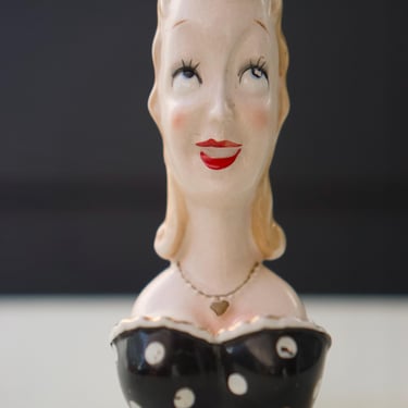 DAVAR CERAMIC ASHTRAY - Boobs, Bust, Busty Blonde - Risque Vintage Mid-Century Kitsch 