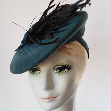 1940s Aqua Green Suede Beret Style Hat with Feather / 40s New York Creation McCurdy's Hat Robin Hood Style 