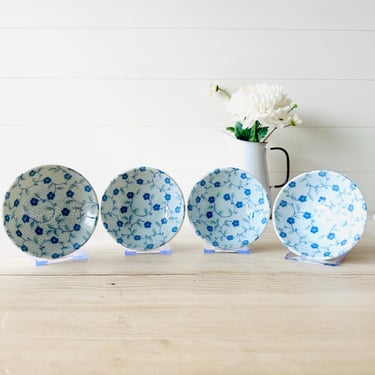 Small Blue Japanese Bowls Blue and White Flower and Vine Design 