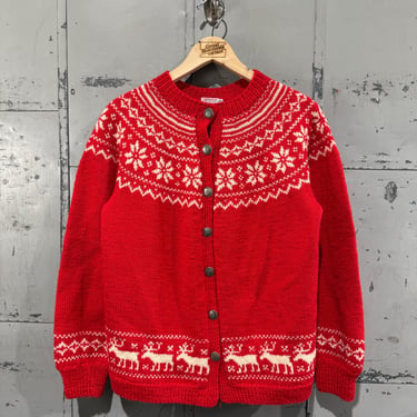 Vintage Norway Snowflake Sweater with Metal Button Nordic Pattern Reindeer Christmas holiday 