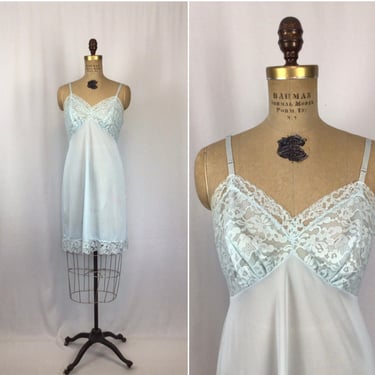 Vintage 60s slip | Vintage light blue lace dress slip | 1960s Vanity Fair full slip negligee 