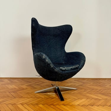 Vintage Blue Egg Chair / Retro King Armchair / Office Swivel Chair / Lounge Chair / Made in Germany / 1970s 