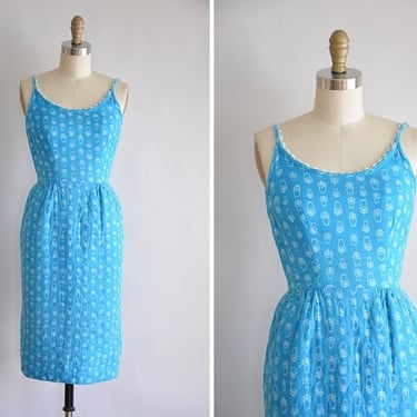 50s Blue Bloom dress / vintage 1950s floral wiggle dress/ 50s blue tulip sundress 