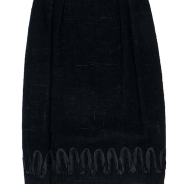 Chanel - Black Tweed Pencil Skirt w/ Embroidered Hem Sz 8