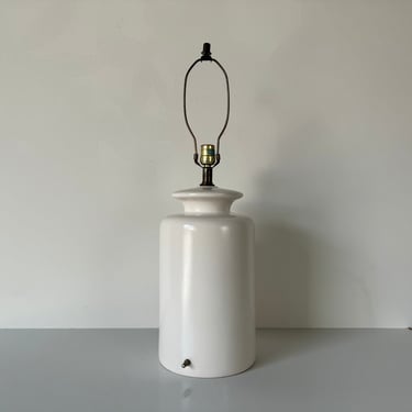 1970s Hollywood Regency Jacques Grange - Style Flat White Glazed Table Lamp 