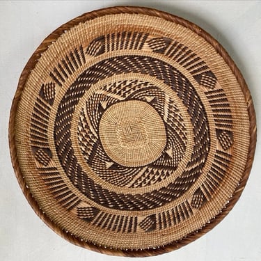 Vintage 15.5" Binga Basket, African Tonga, Large Round Wall Basket, Ethnic Wall Decor 