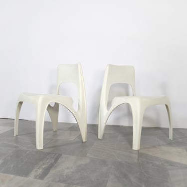 Pair Of Ivory White Vintage Preben Fabricius Interplast Fibreglass Stackable Dining Chairs Patio Terrace Garden Modernist Space Age Set Two 