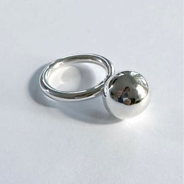 Annika Inez Pivot Sphere Ring - Sterling Silver on Garmentory