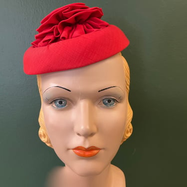 red rosette whimsy hat vintage 1950s ruffle fascinator headpiece 