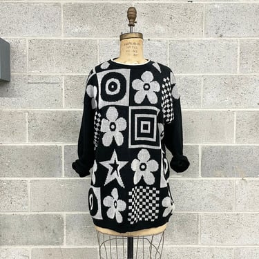 Vintage Sweater Retro 1990s Great Times + Checkered + Daisy + Stars + Bulls Eye + Pullover + Black and White + Y2K + Womens Apparel 