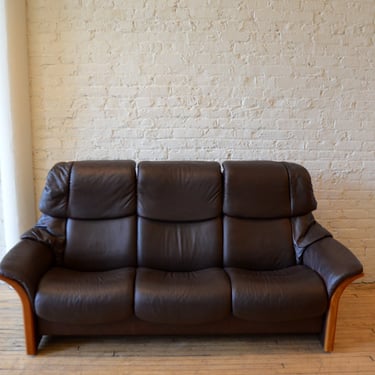 Ekornes Stressless Leather Danish Recliner Sofa Med. Size Like-New!!!