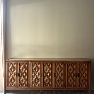 Broyhill oak credenza