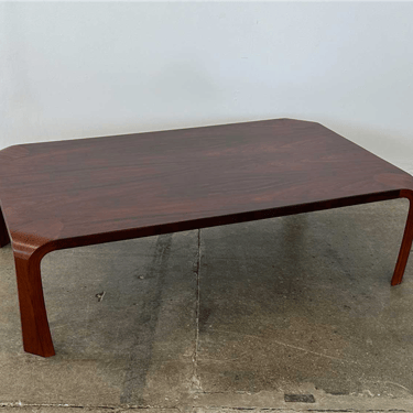 coffee table 671