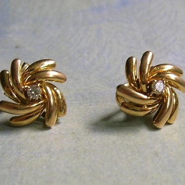 Vintage 18k Gold and Diamond Earrings, Classic Gold and Diamond Pierced Earrings, 18K Swirl Earrings (#4375) 