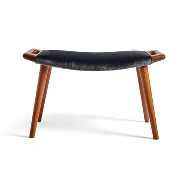 Ottoman by Hans J. Wegner for A.P. Stolen