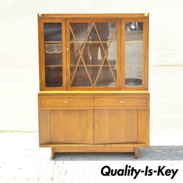Raymond Loewy Mengel Mid Century Modern Sculpted Oak China Cabinet