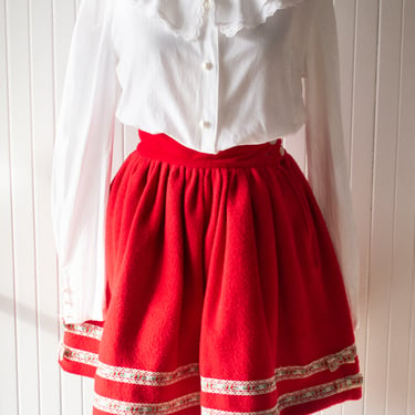 Vintage 1960s Cottage Core Handmade Mini Skirt 25" Waist