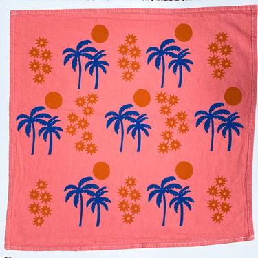 screen printed tea towel. palm sunset on pink. flour sack cotton kitchen towel. ecofriendly. boho home. hostess / mom. beach house coastal. 