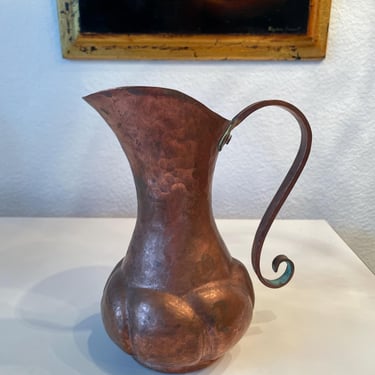 Vintage Hammered Copper Pitcher | Collectible Copper Pitcher | Decorative Copper Pitcher 6” tall 